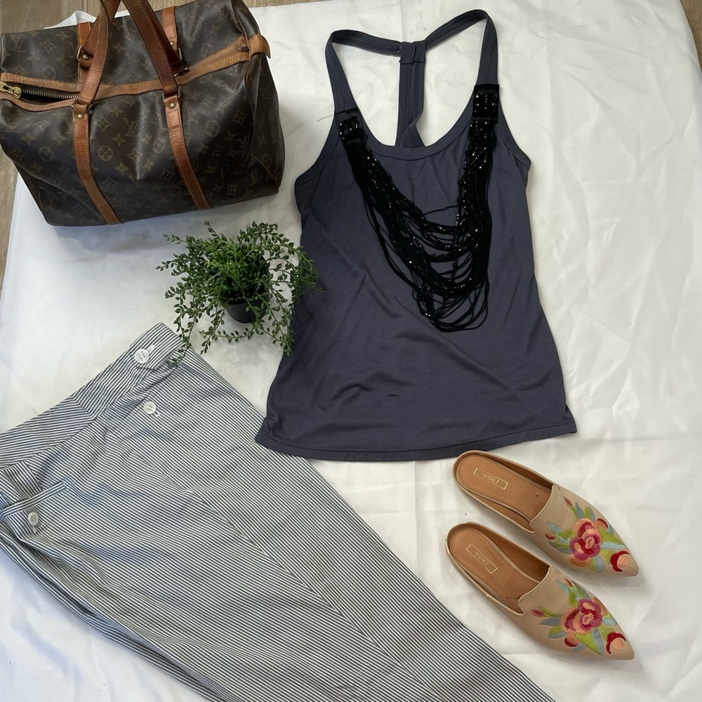 Romeo and Juliet Gray tank top